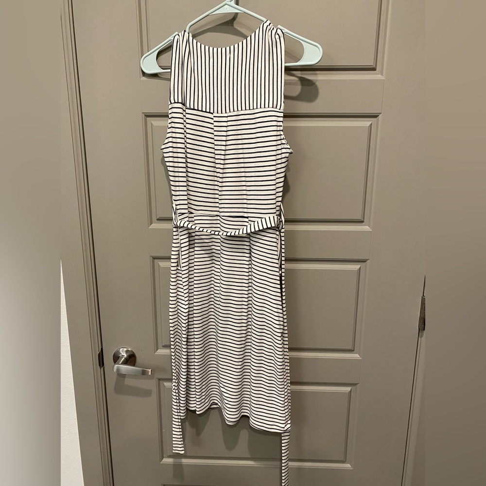 Striped mid-length, fitted dress - Picture 2 of 4